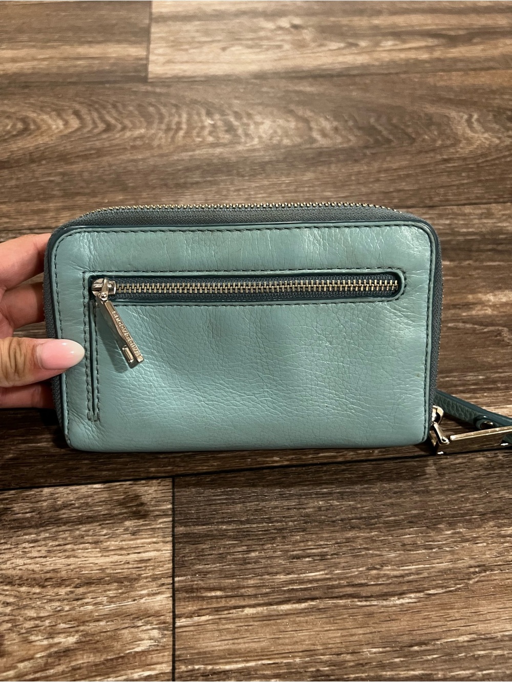 Marc Jacobs Recruit Continental ‘Azur’ Dusty Light Blue Leather Wristlet Wallet - Picture 4 of 7